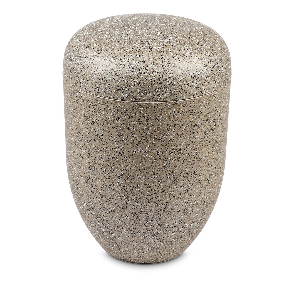 UH25960_2.jpg